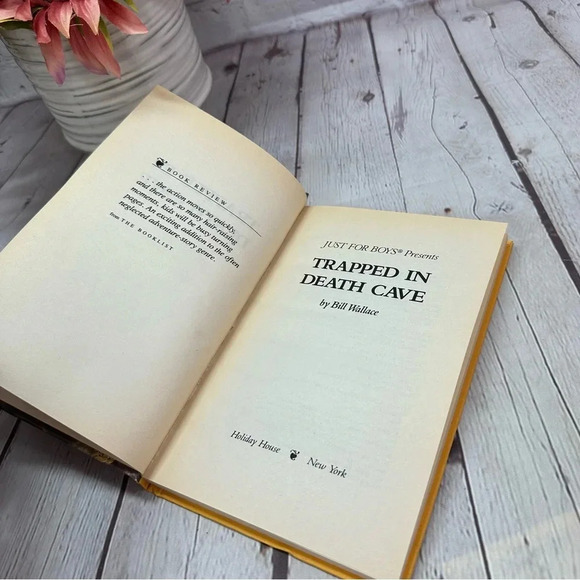 vintage children's book trapped in death cave by bill wallace 1987 - Picture 6 of 7